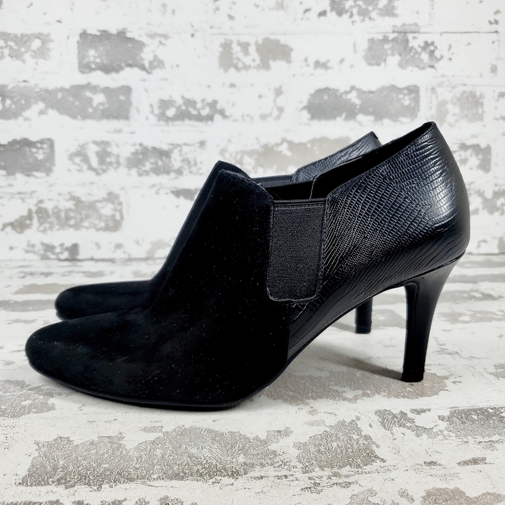 Cole Haan Womens Black Suede Elastic Gore Ankle Boots K23